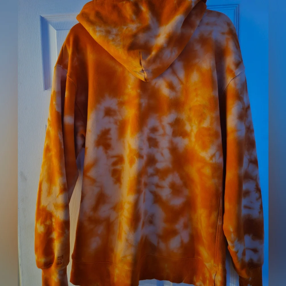 Aritzia TNA Orange Tie-Dye Hoodie. Could Be Unisex. Size L. - Picture 3 of 6